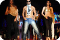 Akshay Kumar’s Chemistry With The Lingerie Models